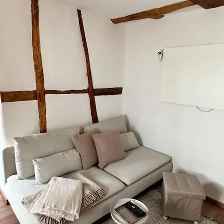 Pfaelzer Hexenhaeuschen In Apartament Edesheim