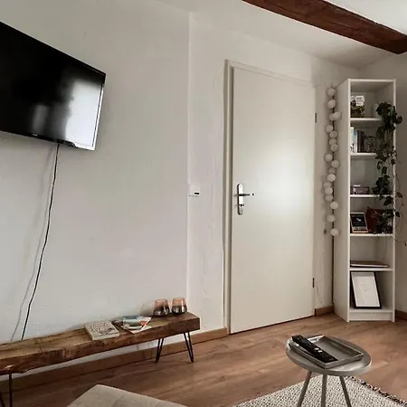 Apartment Pfälzer Hexenhäuschen In Edesheim