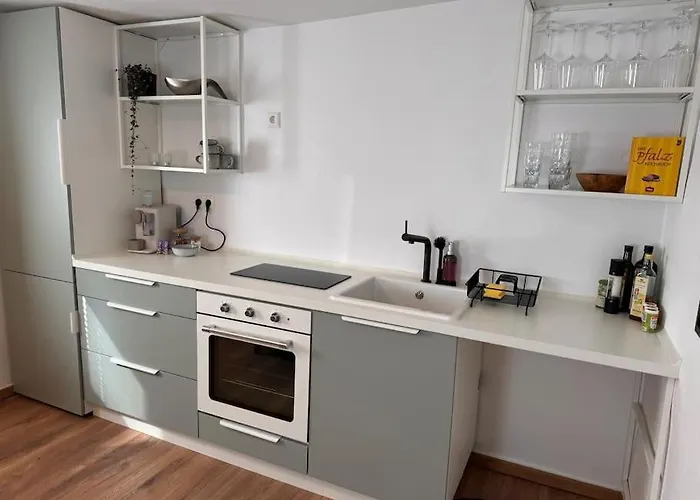 Pfaelzer Hexenhaeuschen In 埃德斯海姆